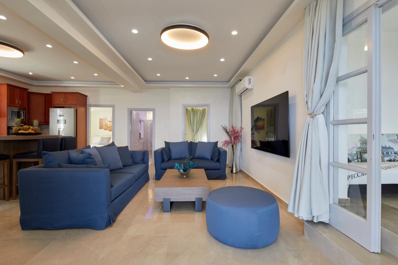 Soultouch Beachfront Villa Perissa  Eksteriør billede