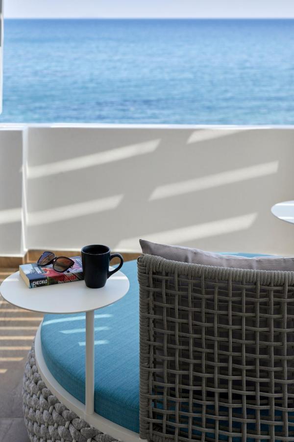 Soultouch Beachfront Villa Perissa  Eksteriør billede